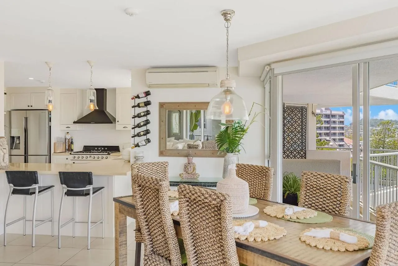 Over The Rainbow Unit 22 Gold Coast Apartment